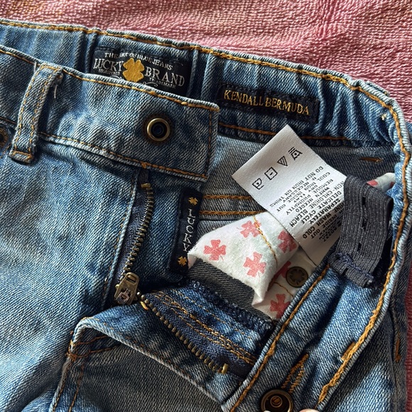 Kids size 4 π Lucky Brand jean shorts. Gently used. Very cute and soft. - Picture 6 of 8